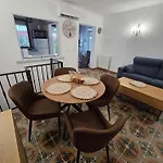 Holiday Apartments Appartamento