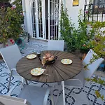Holiday Apartments Appartamento Torrevieja