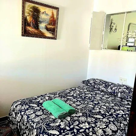 Holiday Apartments *