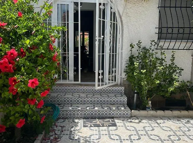 شقة Holiday Apartments *